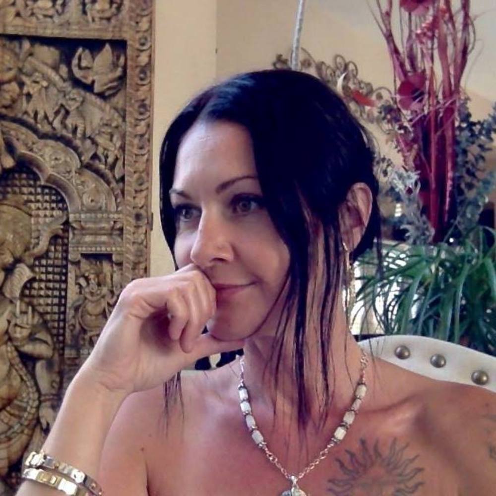 Meet your Posher, Judit